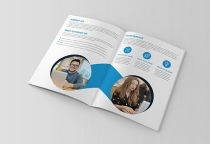 Bi-Fold Company Brochure Design Screenshot 6